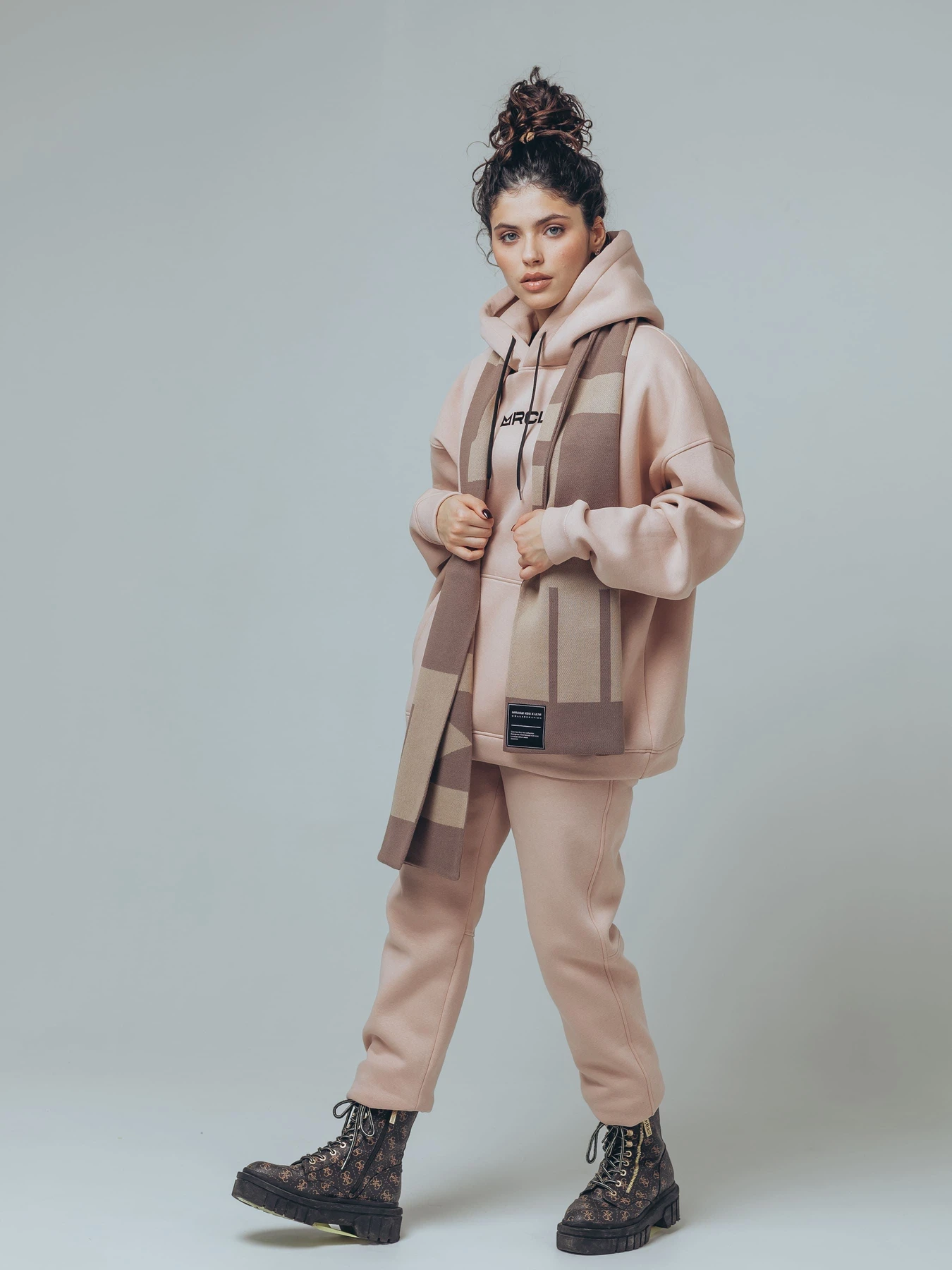 Шарфы и платки Miracle Kids модель 90-02-005 Шарфы и платки Miracle Kids модель 90-02-005 Фото