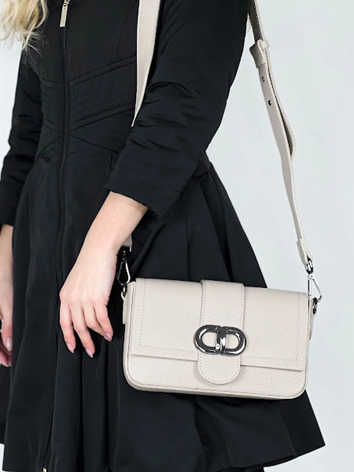 Сумки Bella Bertucci модель 5833-11-32 Фото