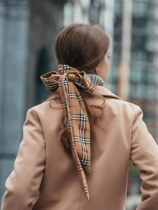 Оксамитовий великий бант кольору запорошена троянда для волосся MyScarf модель mp169174 Фото