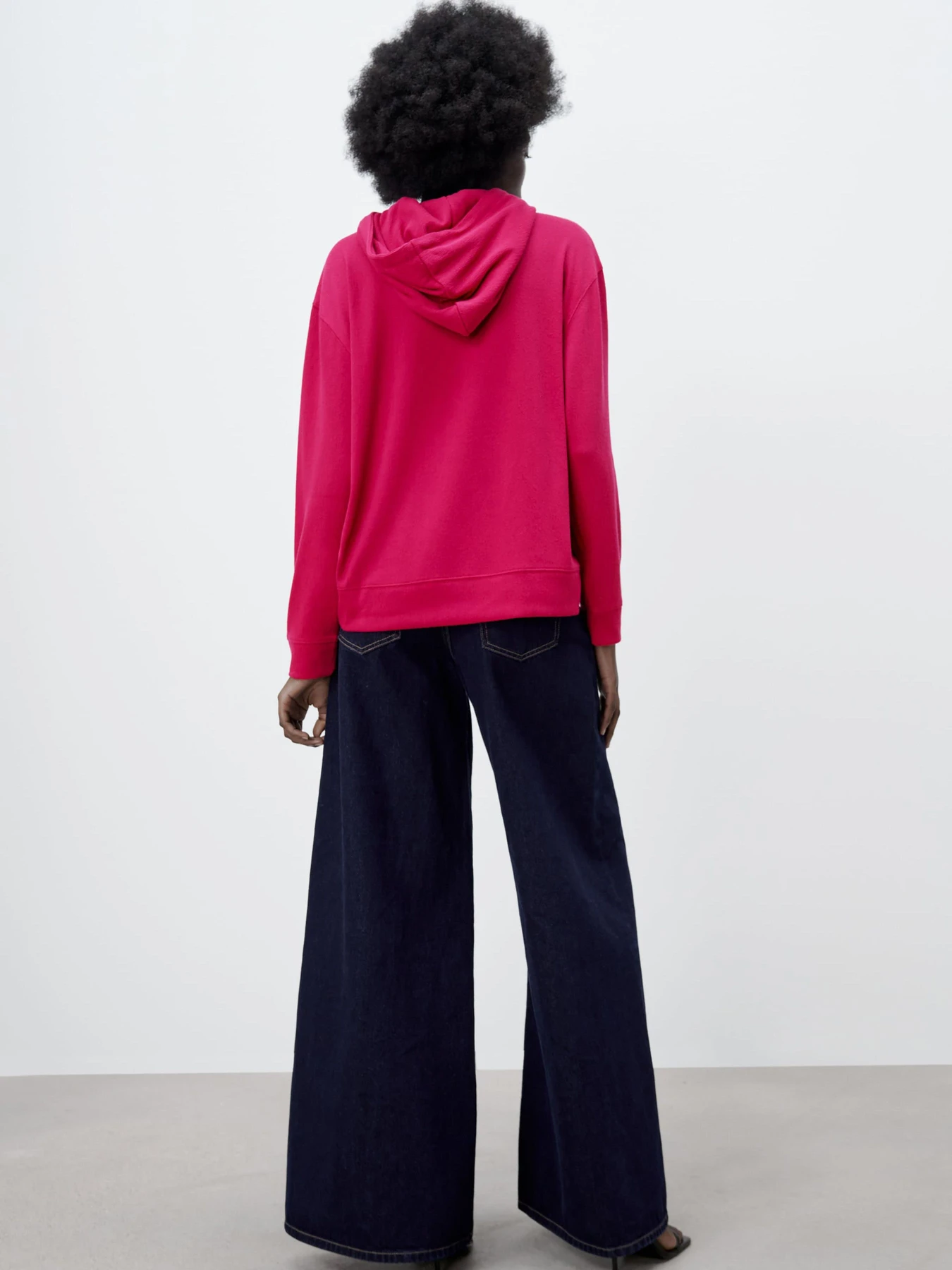 Худи и свитшоты ZARA модель 67776 Фото