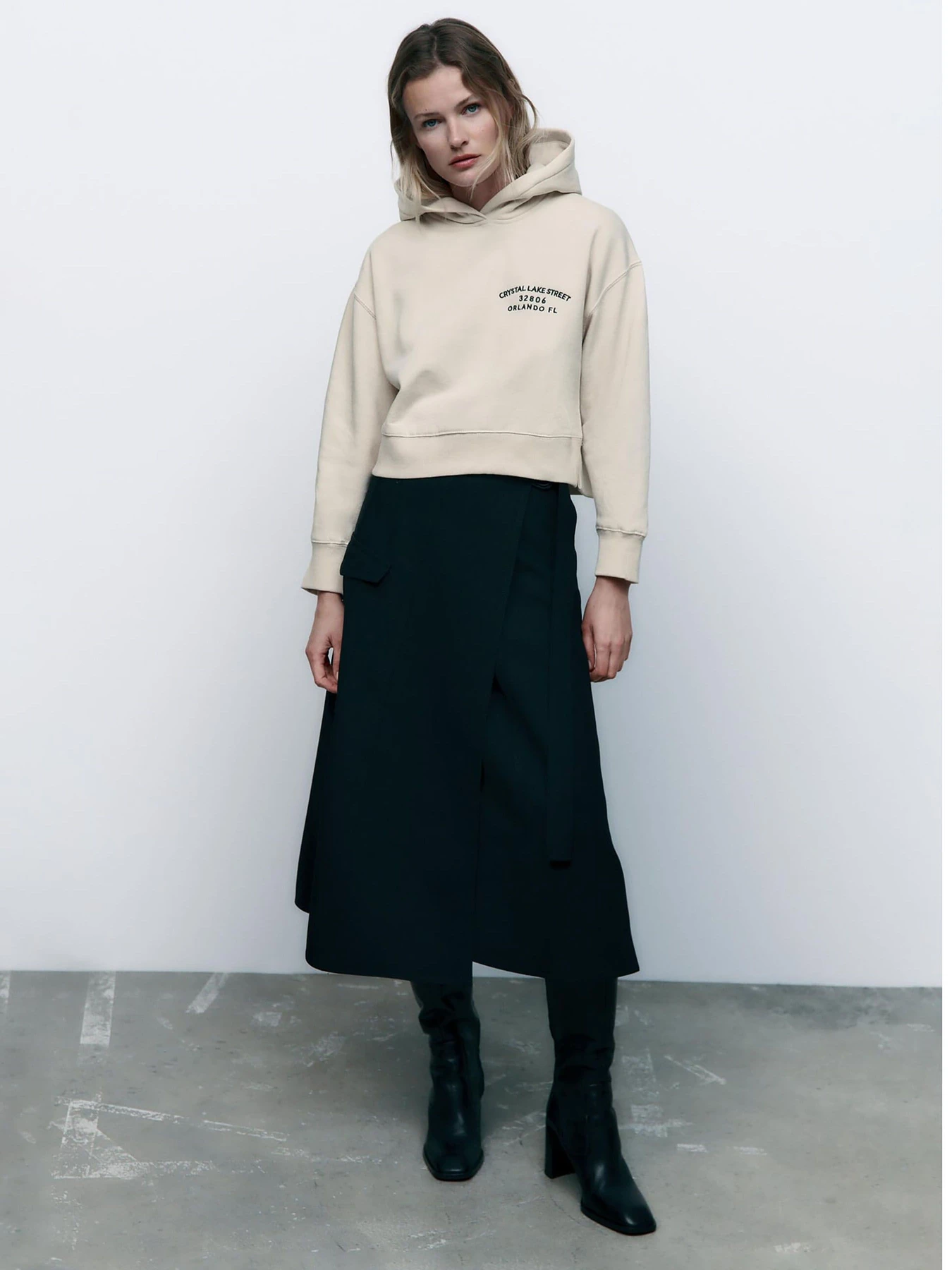 Худи и свитшоты ZARA модель 67765 Фото