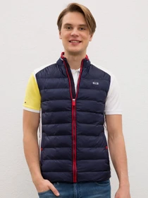Куртки и дубленки US Polo модель G081SZ010.000.963780.VR033 Фото