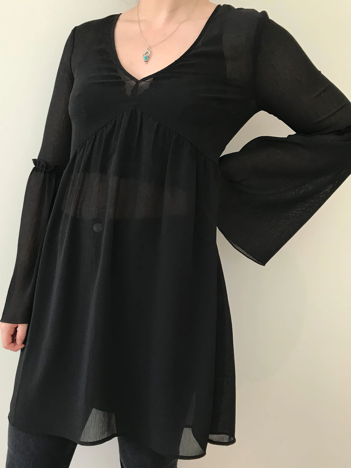 Платья H&M модель 10041630 Фото