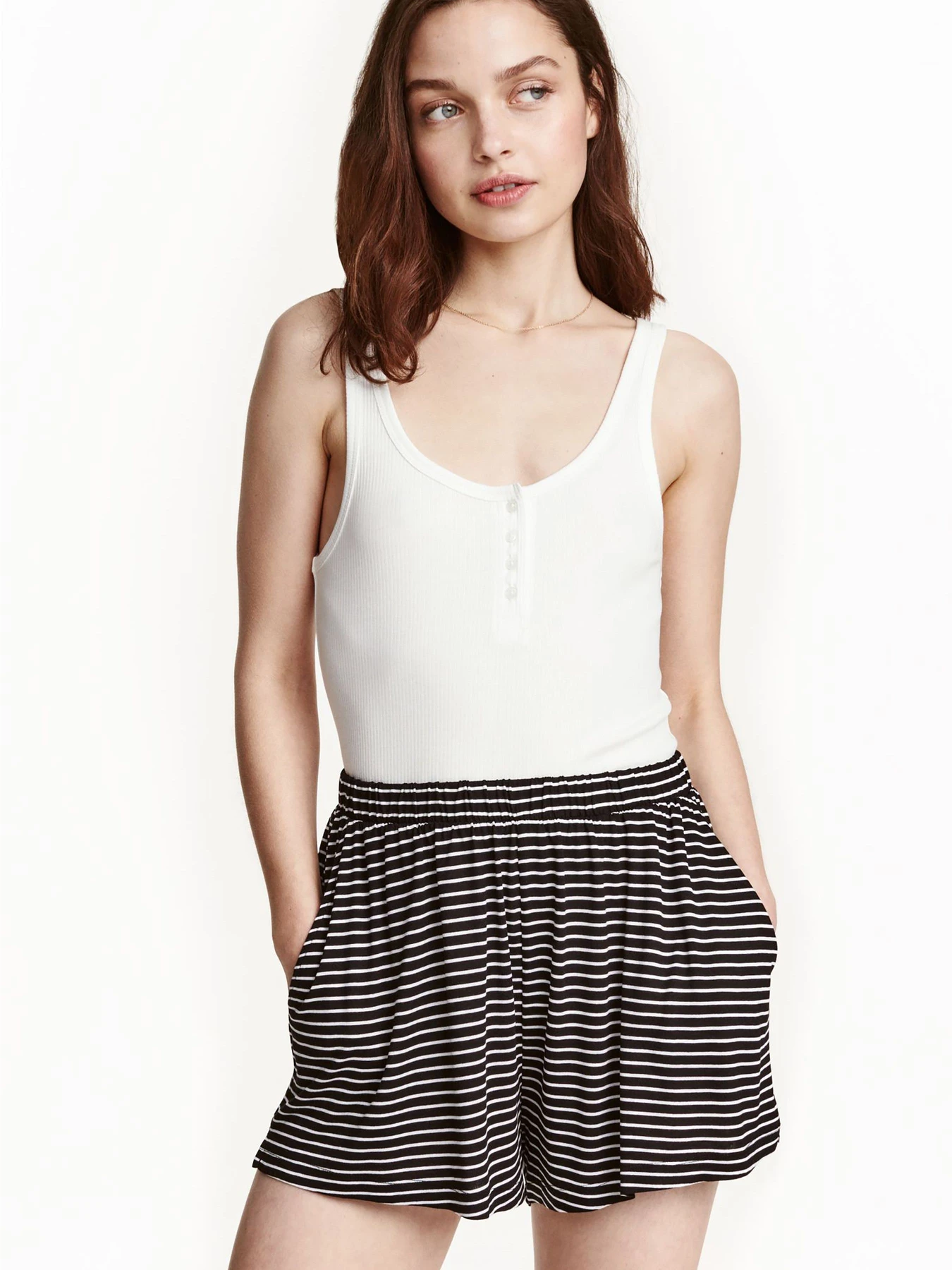 Шорти H&M модель 66279 Фото
