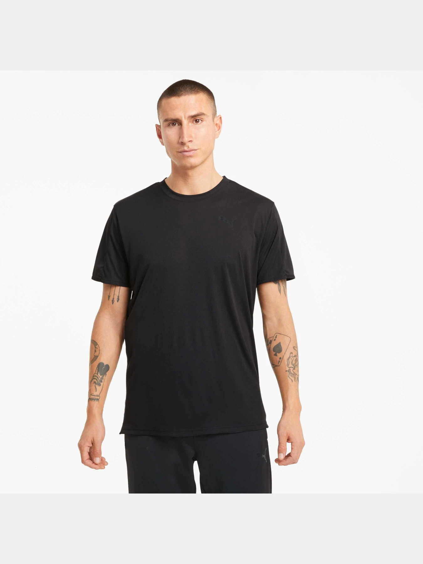 Футболки и поло PUMA Train Graphic Ss Tee модель 520116 Футболки и поло PUMA Train Graphic Ss Tee модель 520116 Фото