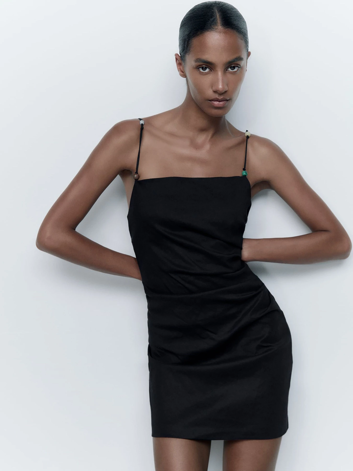 Платья ZARA модель 67812 Фото