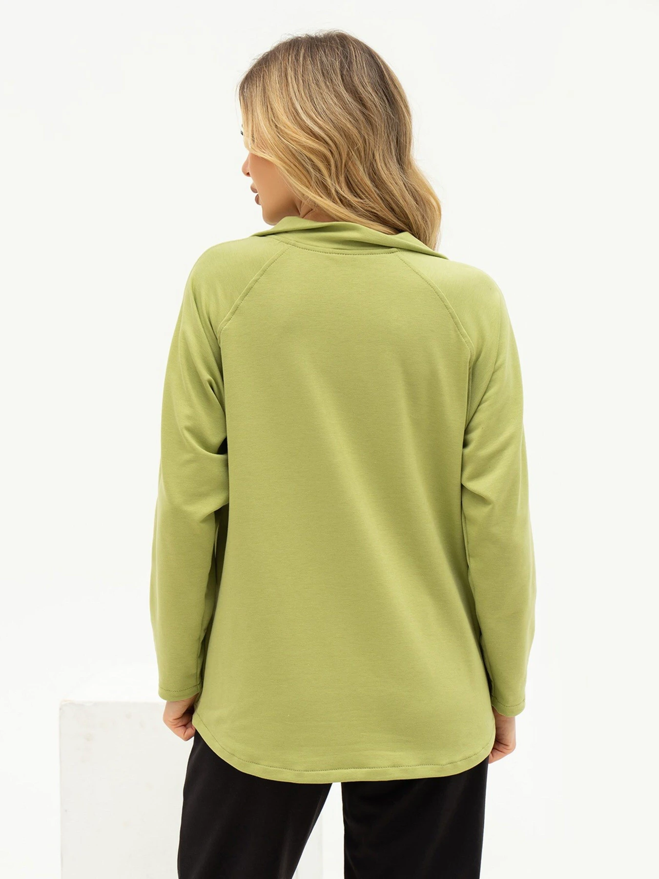 Худи и свитшоты ISSA Plus модель 13683_olive Худи и свитшоты ISSA Plus модель 13683_olive Фото