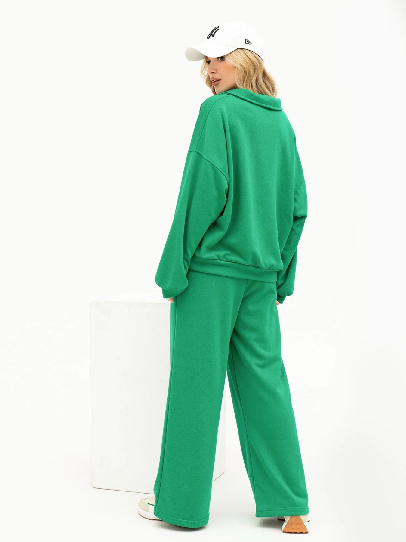 Костюми ISSA Plus модель 13685_green Костюми ISSA Plus модель 13685_green Фото