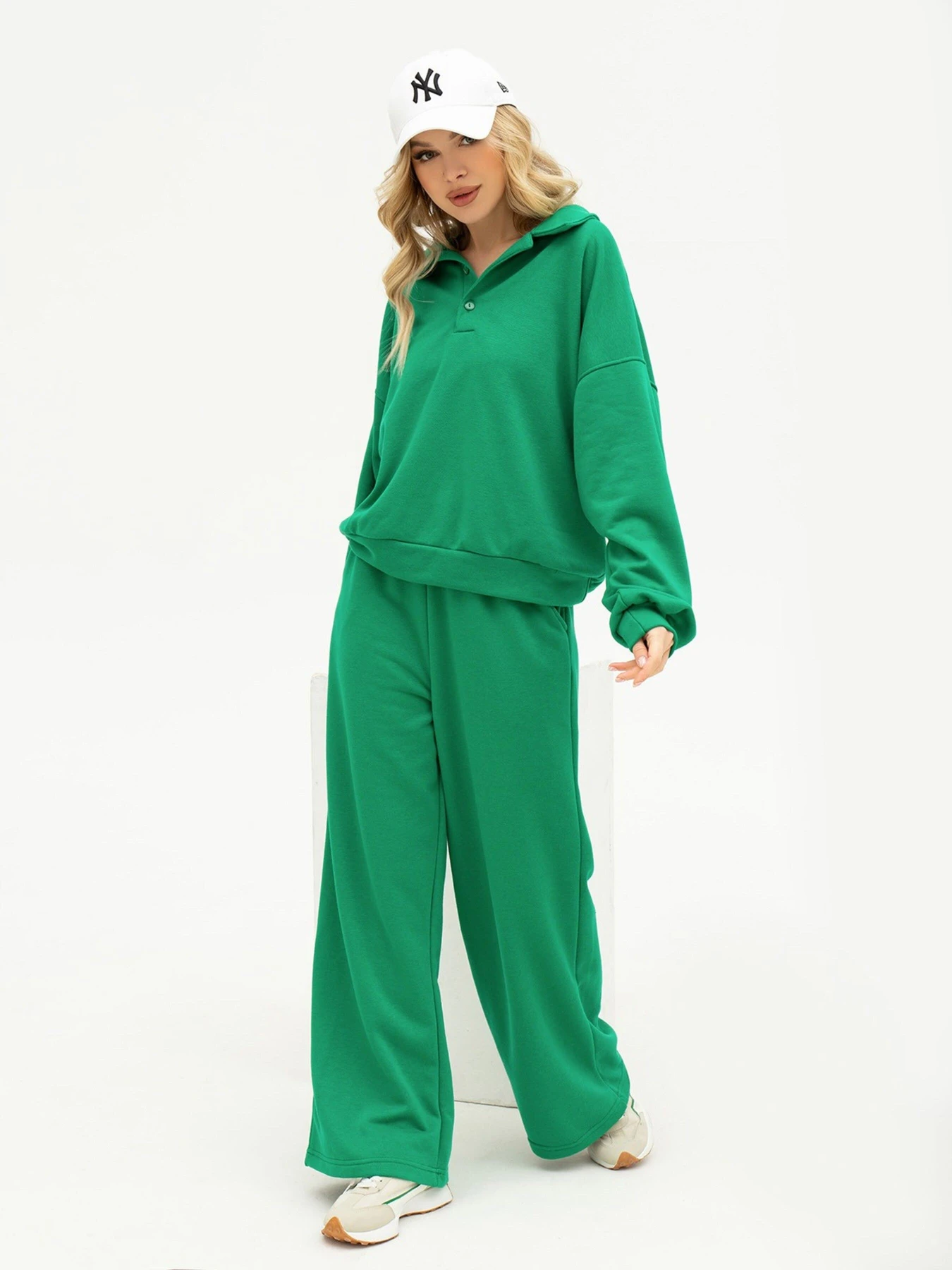 Костюми ISSA Plus модель 13685_green Костюми ISSA Plus модель 13685_green Фото