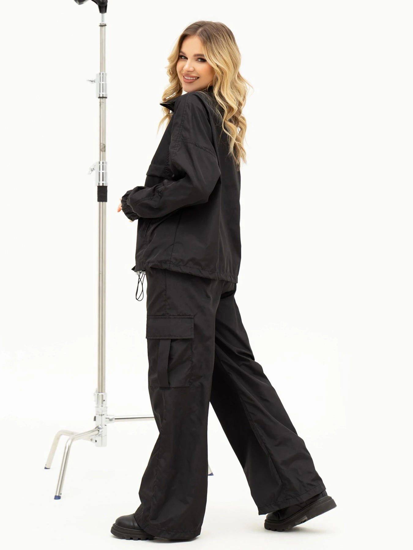 Костюмы ISSA Plus модель 13695_black Костюмы ISSA Plus модель 13695_black Фото