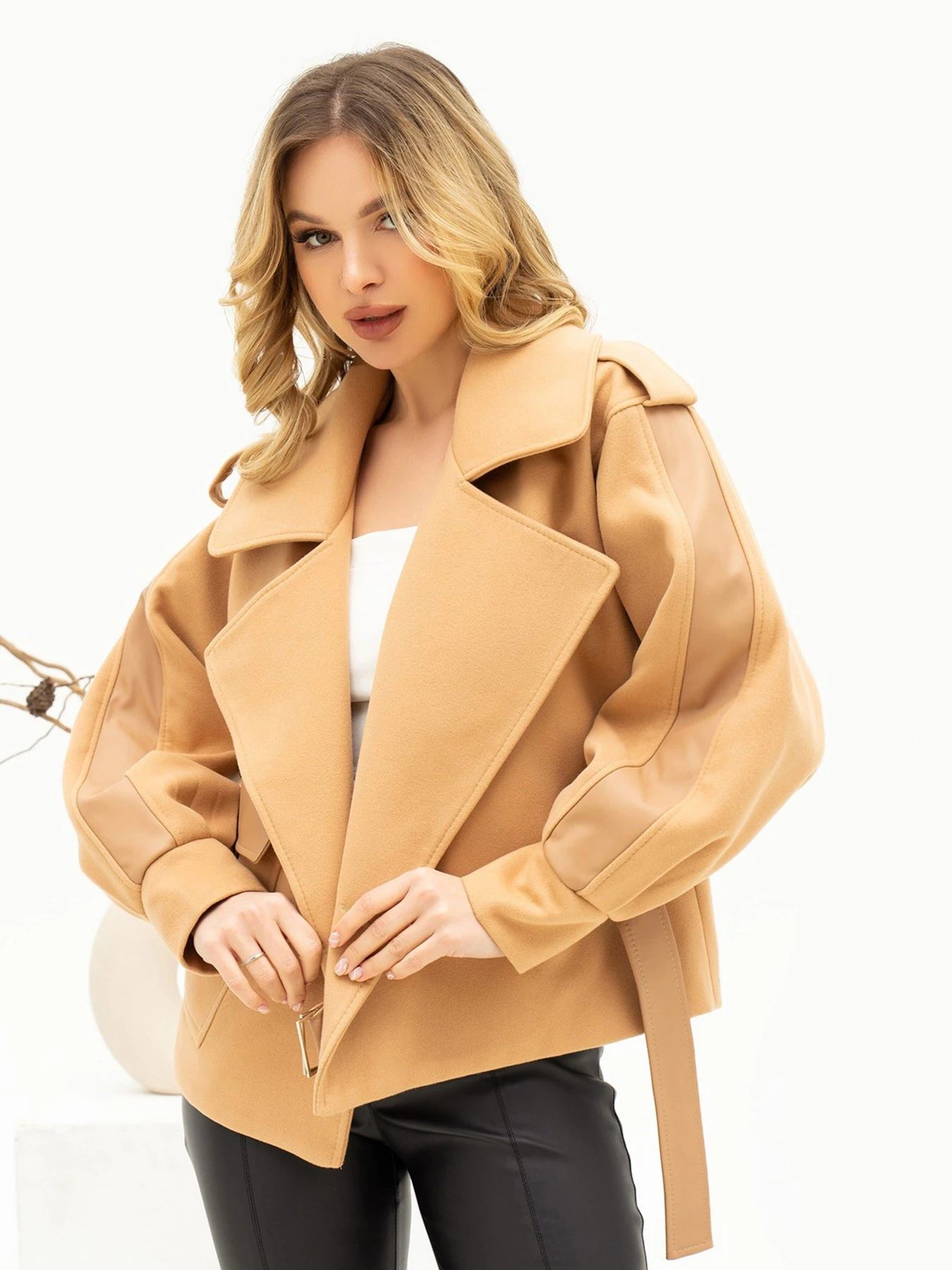 Куртки и дубленки ISSA Plus модель 13706_beige Фото