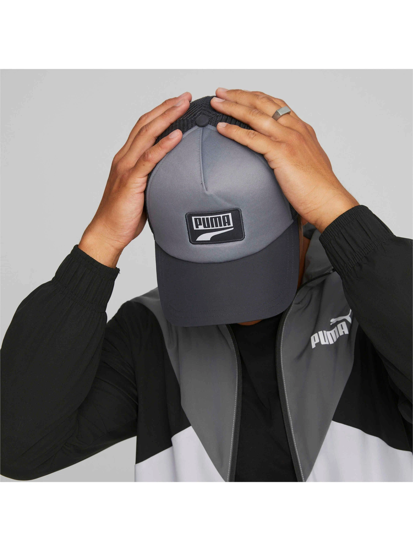 Шапки та кепки PUMA Trucker Cap модель 024033 Фото