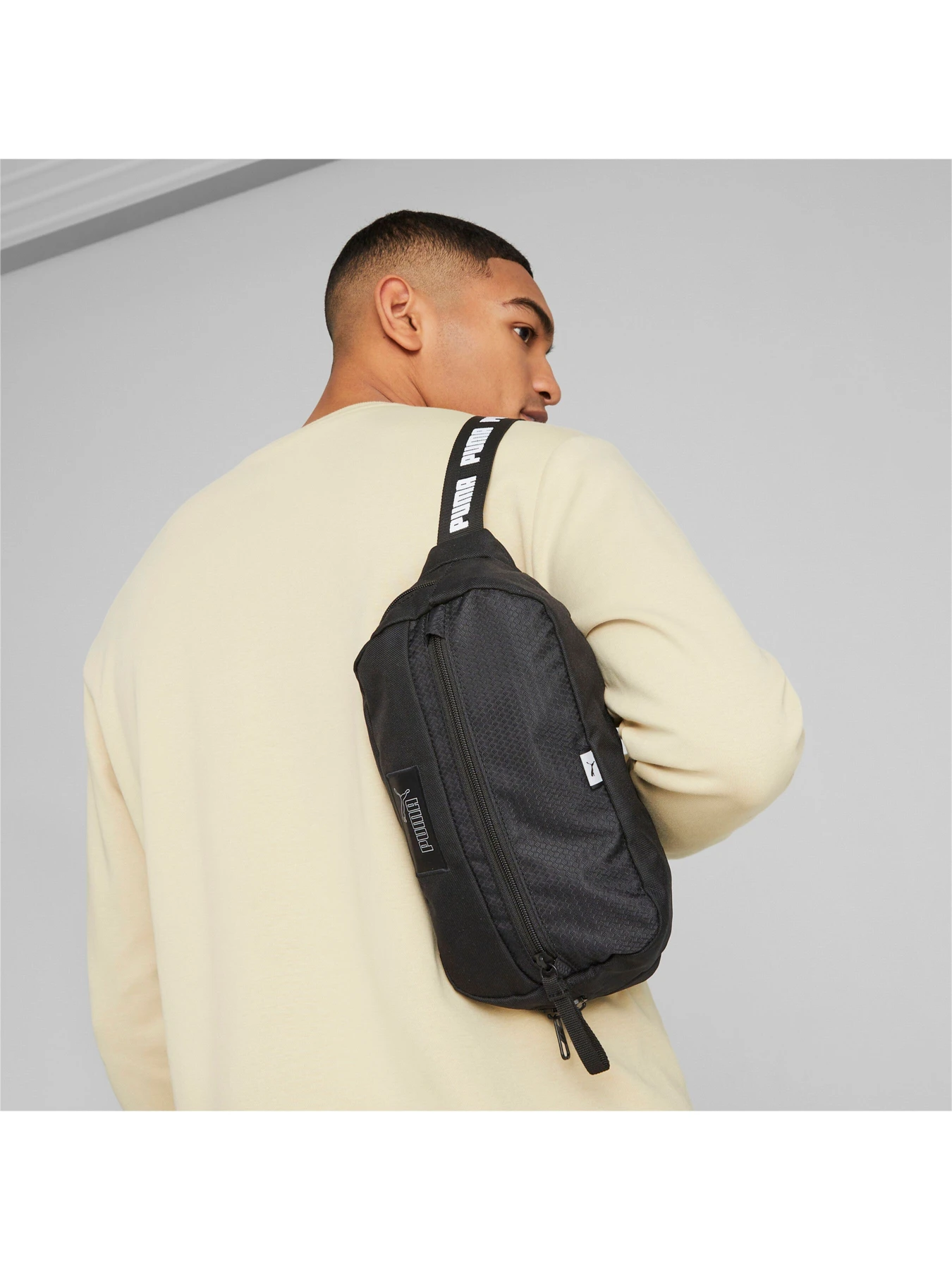 Сумки PUMA EvoESS Waist Bag модель 079518 Сумки PUMA EvoESS Waist Bag модель 079518 Фото