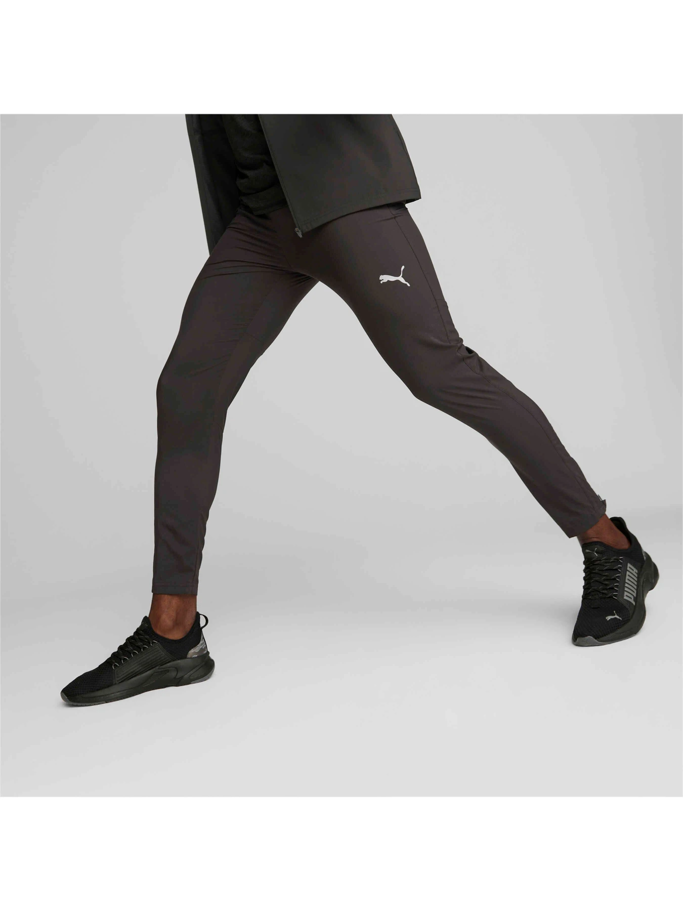 Брюки PUMA Run Favorite Tapered Pant M модель 523162 Фото