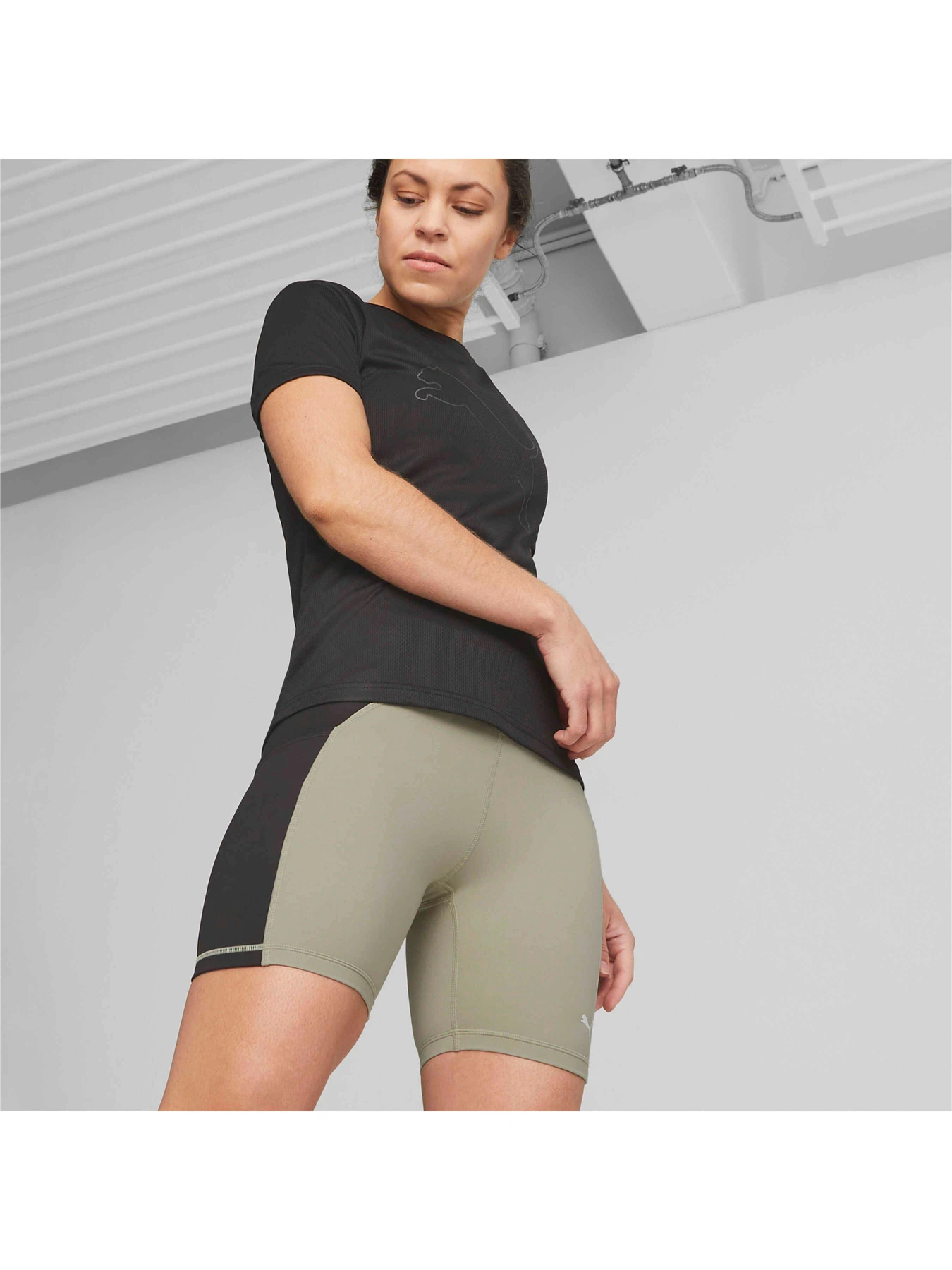 Брюки PUMA Fit 5" Tight Short модель 523078 Фото
