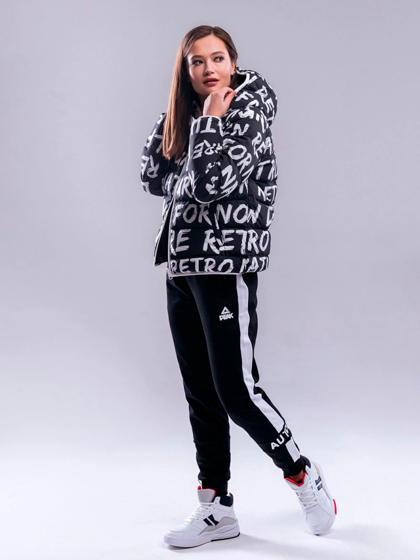 Куртки и дубленки Peak модель FW594028-BLA Куртки и дубленки Peak модель FW594028-BLA Фото