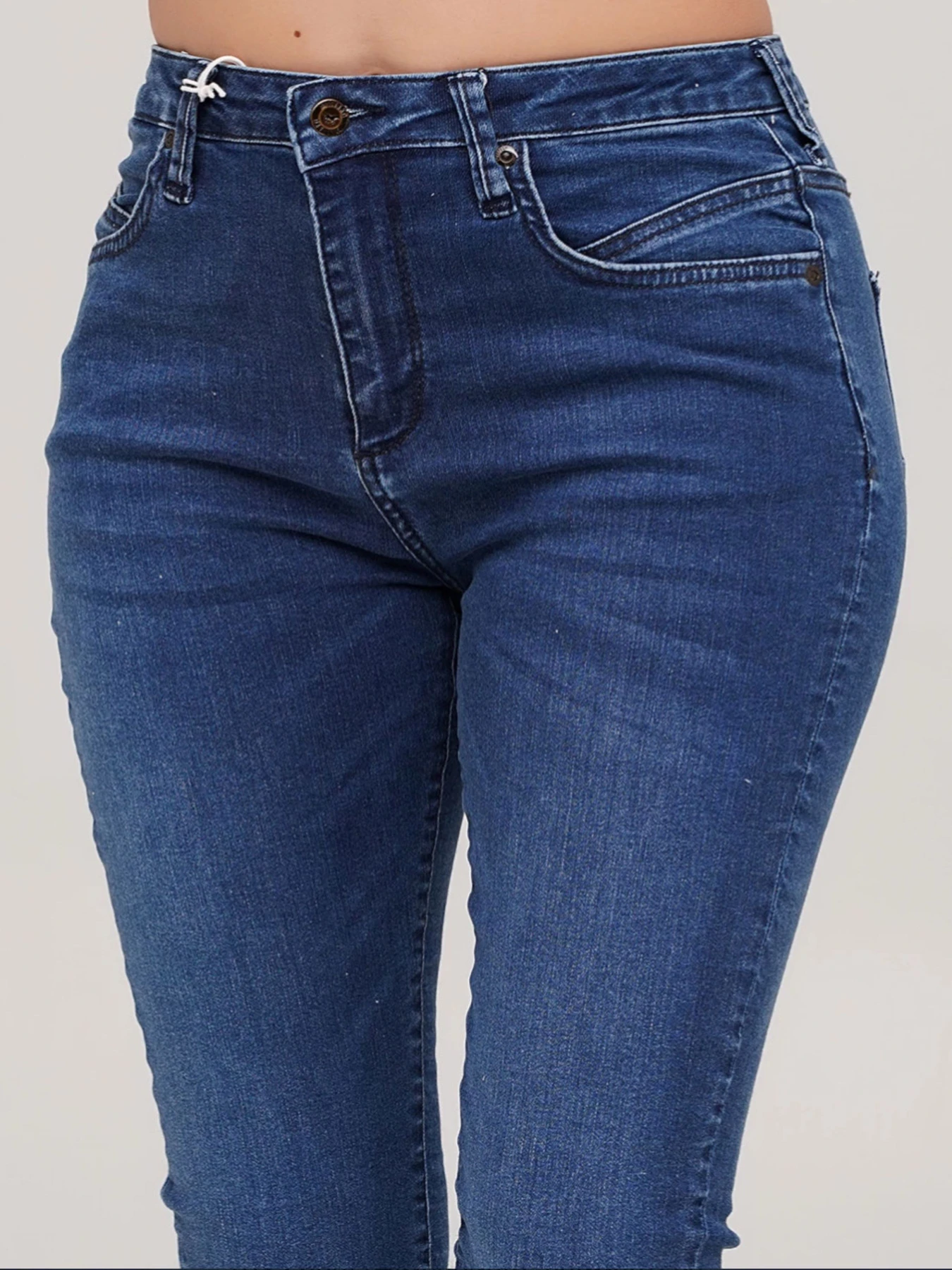 Джинсы Mustang Jeans модель 1012273 Джинсы Mustang Jeans модель 1012273 Фото
