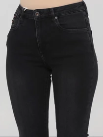 Джинсы Mustang Jeans модель 1012080 Фото
