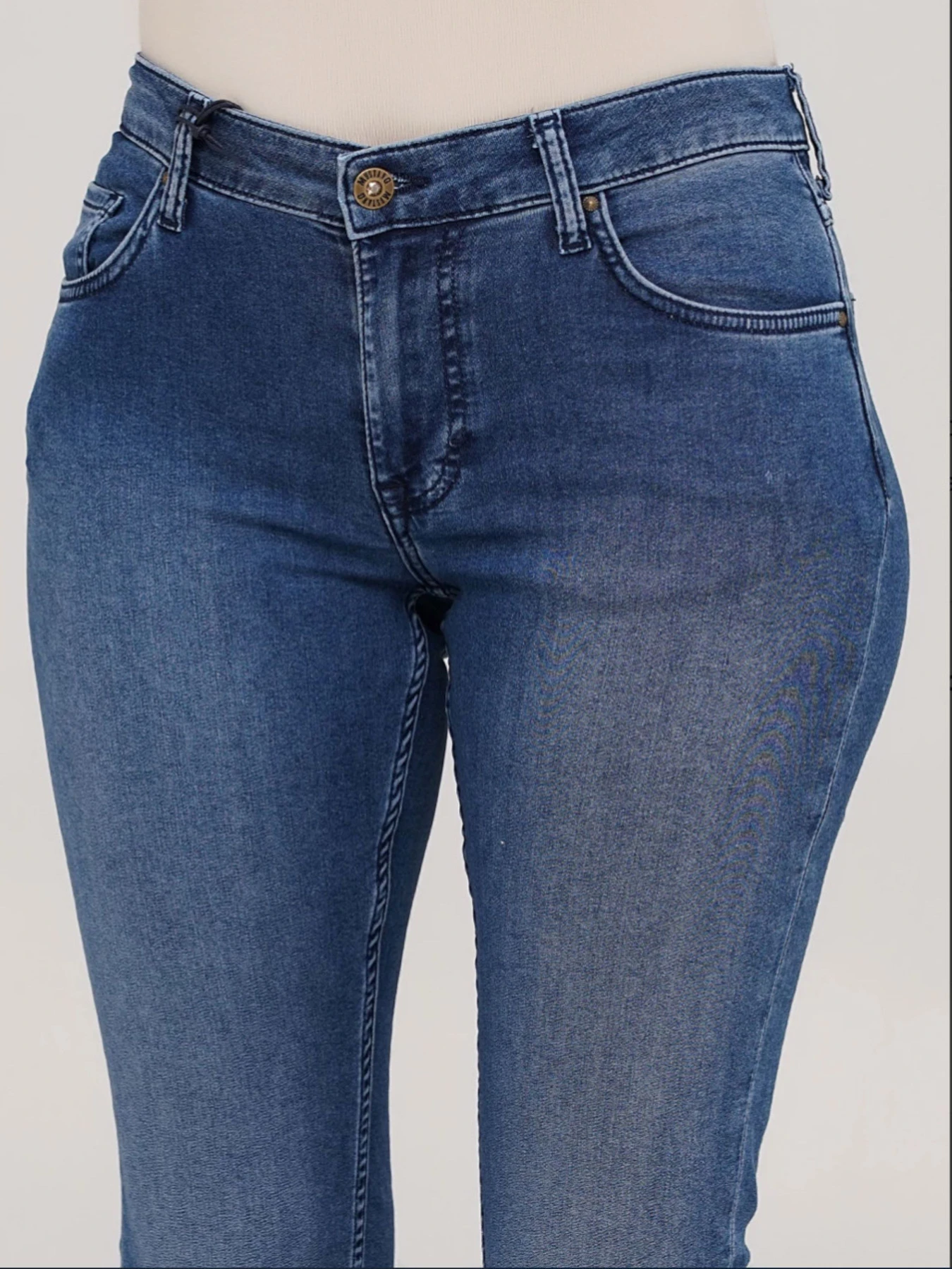 Джинси Mustang Jeans модель 1011123 Джинси Mustang Jeans модель 1011123 Фото