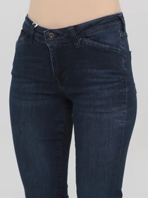 Джинсы Mustang Jeans модель 1012270 Фото