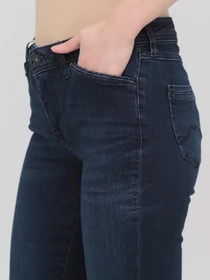 Джинсы Mustang Jeans модель 1012270 Фото