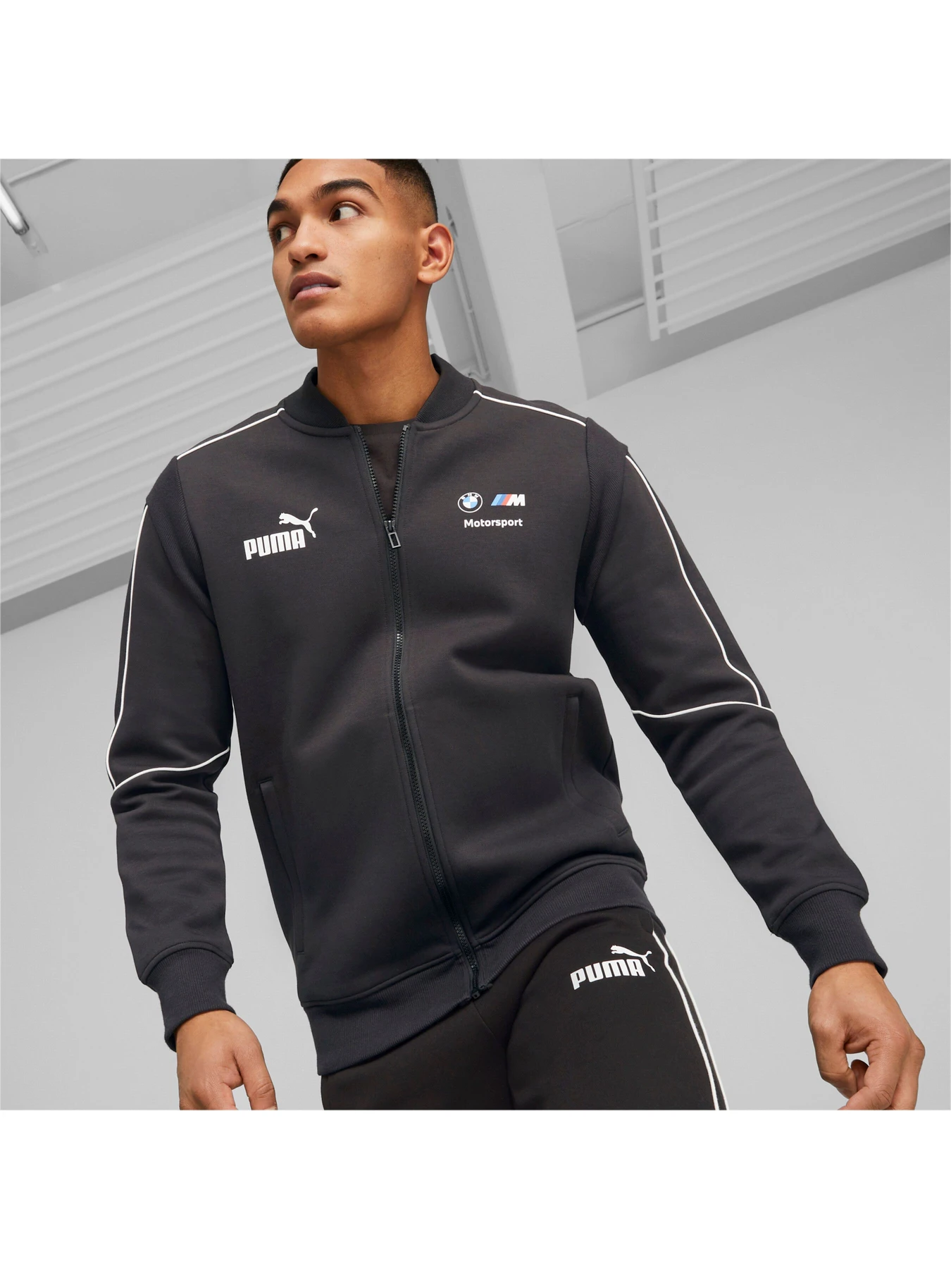 Куртки и дубленки PUMA модель 538117 Куртки и дубленки PUMA модель 538117 Фото