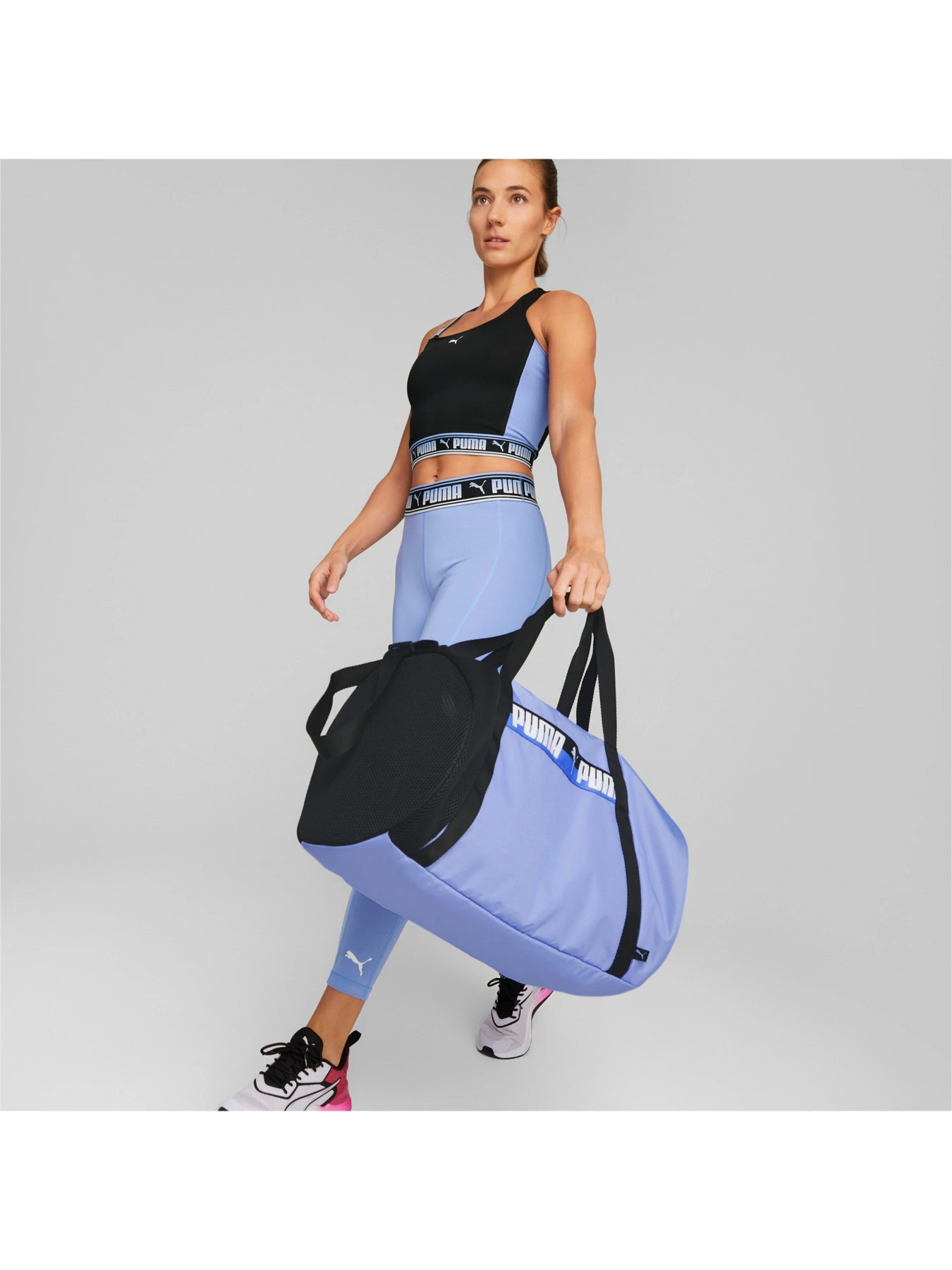 Сумки PUMA AT ESS Barrel Bag модель 079629 Сумки PUMA AT ESS Barrel Bag модель 079629 Фото
