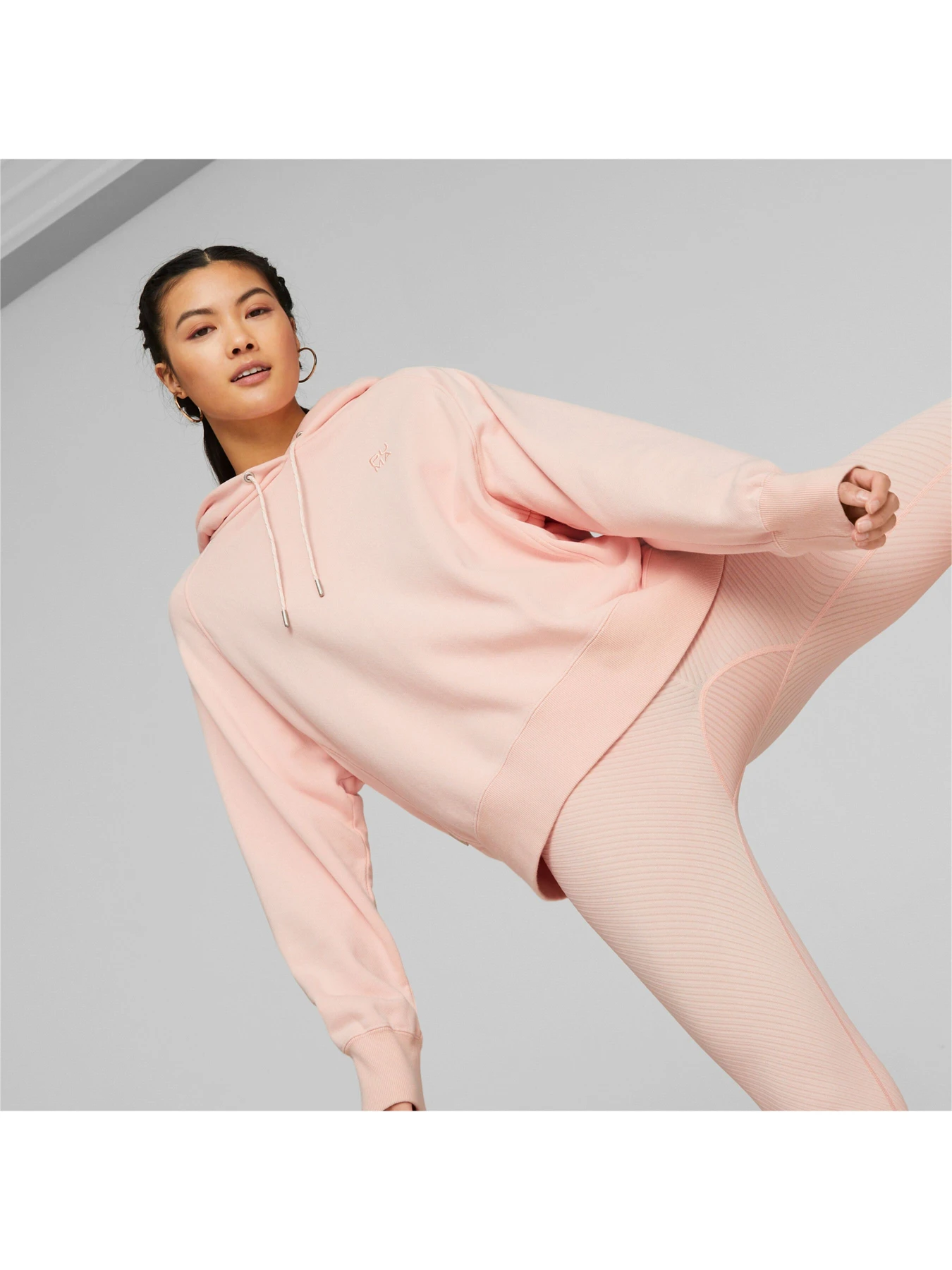 Худі та світшоти PUMA Infuse Hoodie модель 538350 Фото