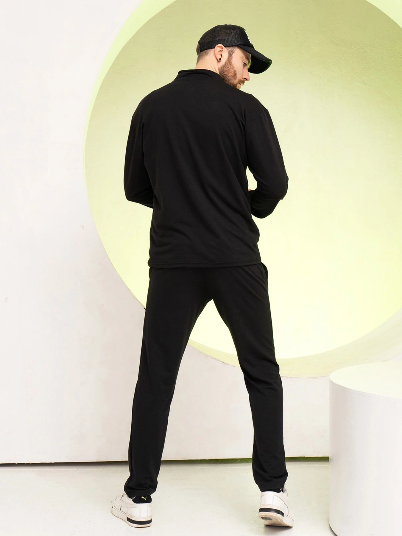Костюмы ISSA Plus модель GN-521_black Костюмы ISSA Plus модель GN-521_black Фото