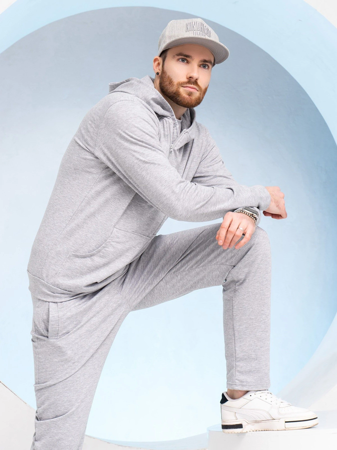 Костюмы ISSA Plus модель GN-530_lightgray Костюмы ISSA Plus модель GN-530_lightgray Фото