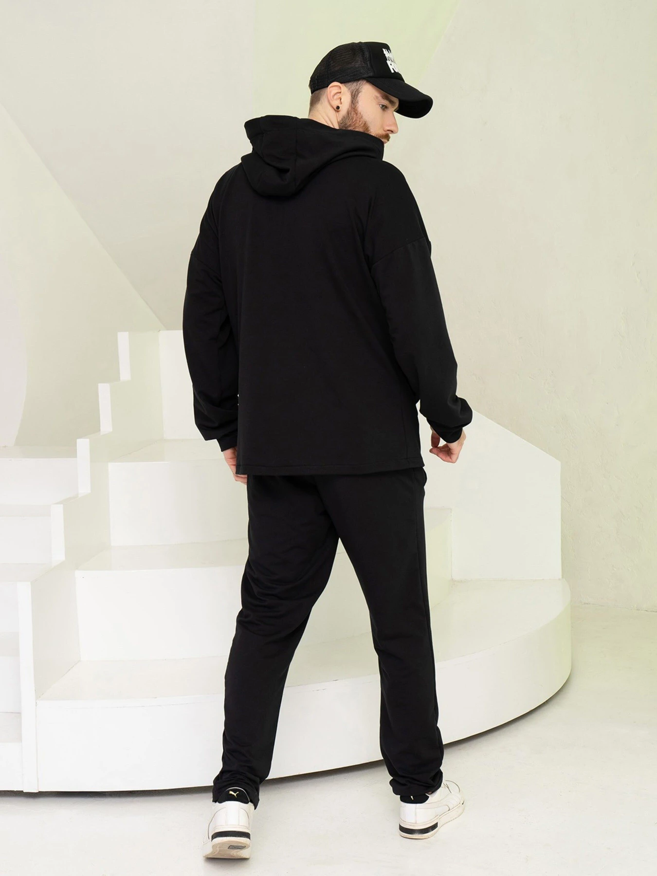 Костюмы ISSA Plus модель GN-531_black Костюмы ISSA Plus модель GN-531_black Фото
