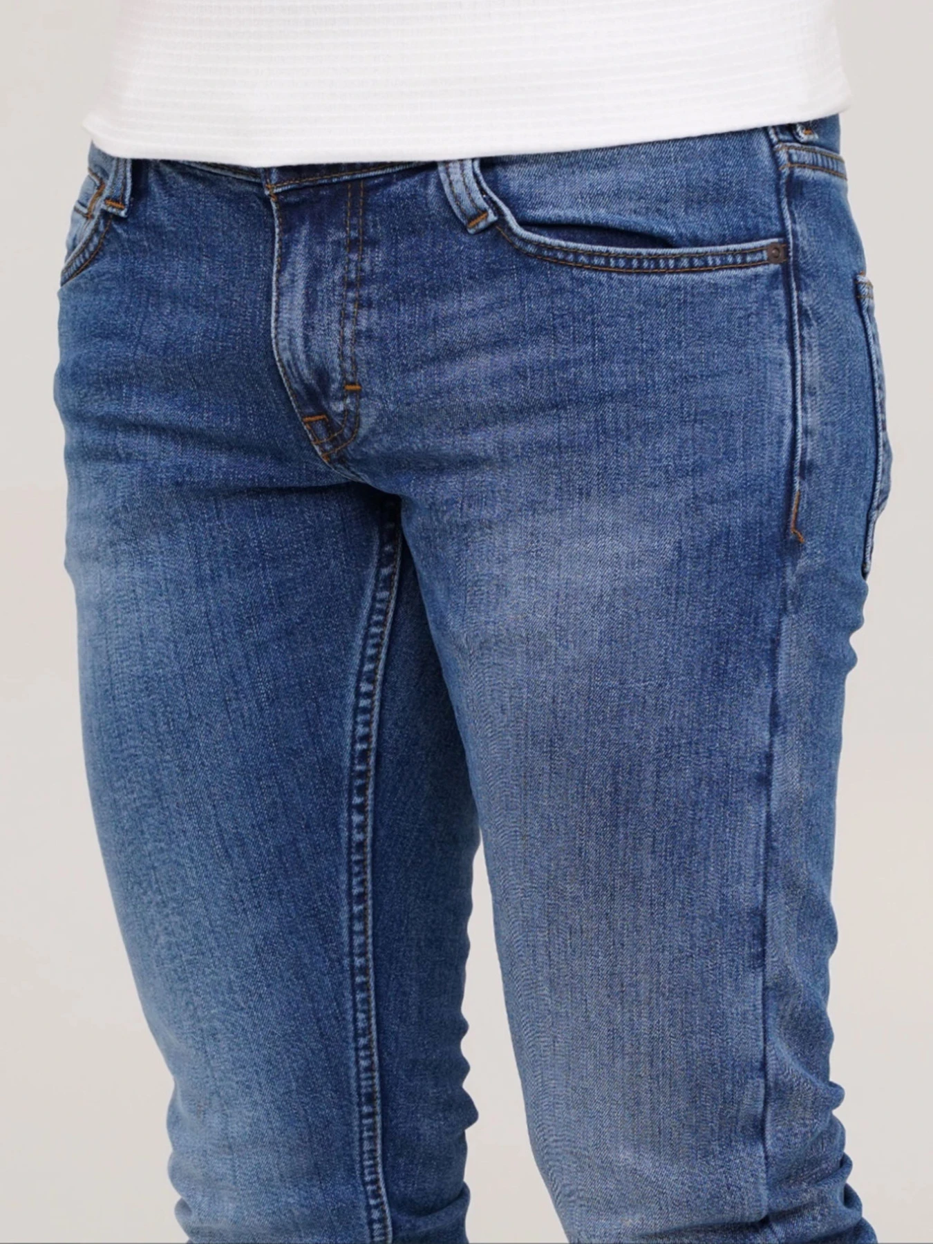 Джинсы Mustang Jeans модель 4010000 Джинсы Mustang Jeans модель 4010000 Фото