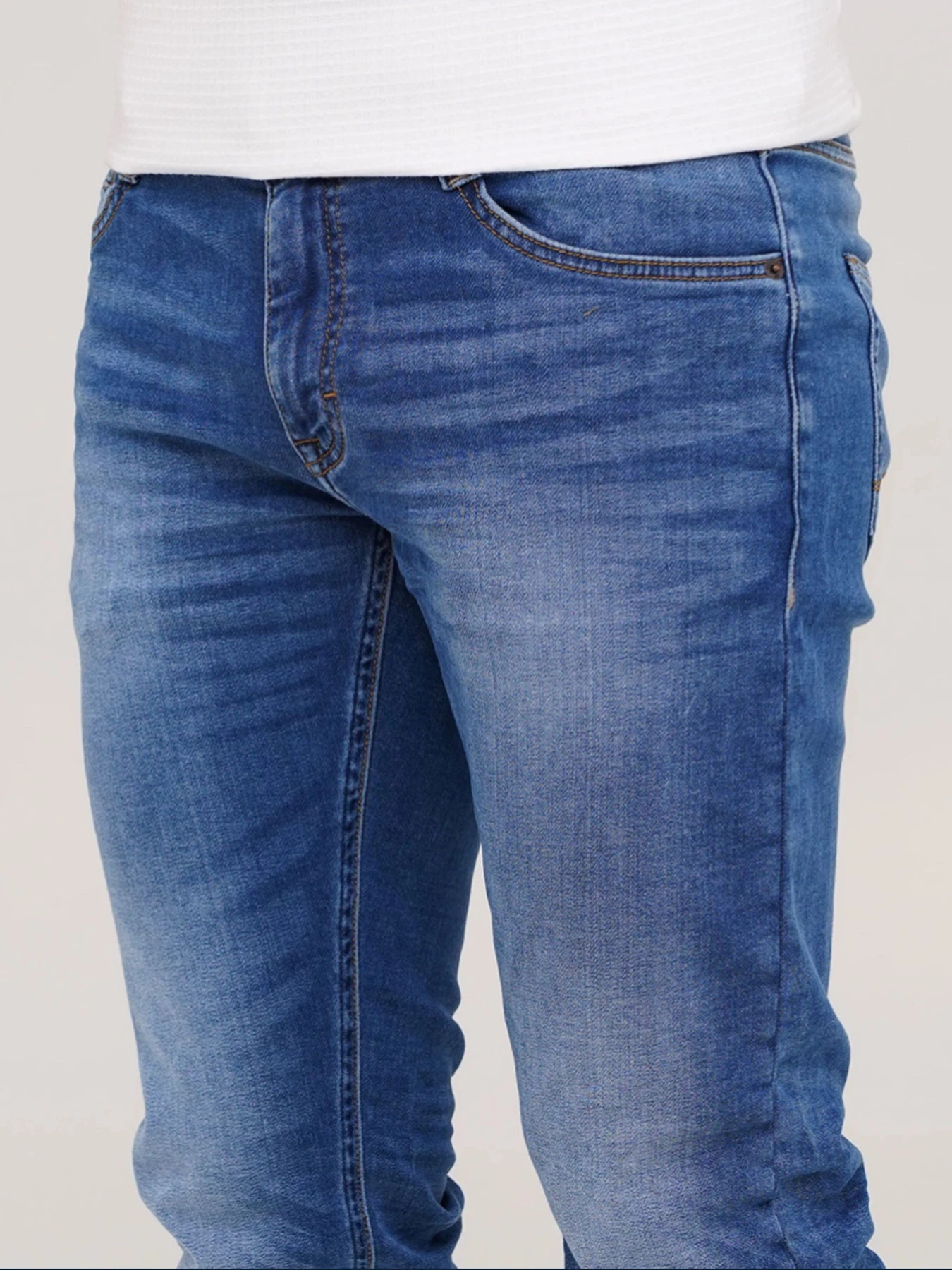 Джинсы Mustang Jeans модель 4006064 Джинсы Mustang Jeans модель 4006064 Фото
