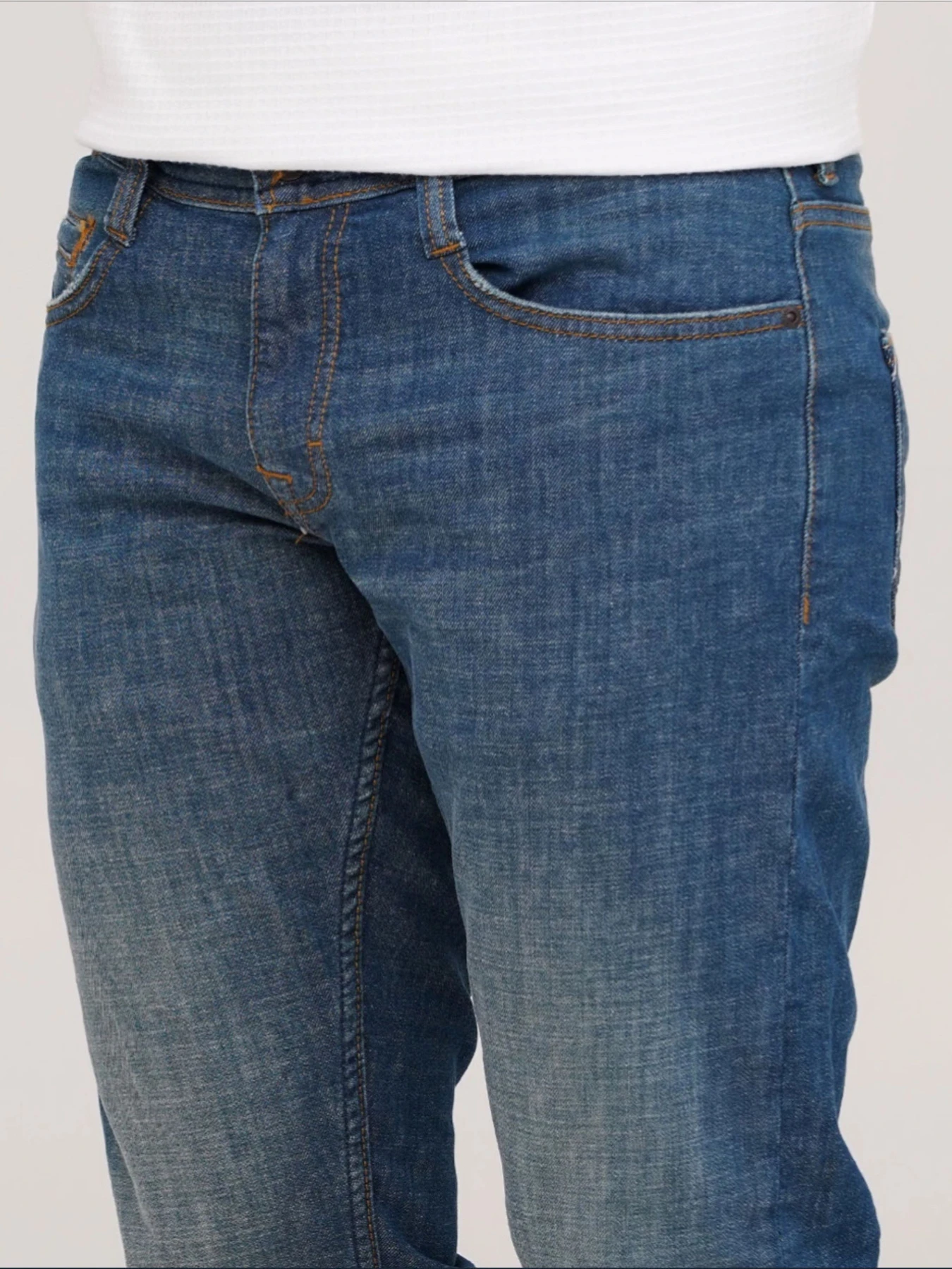 Джинсы Mustang Jeans модель 4012103 Фото