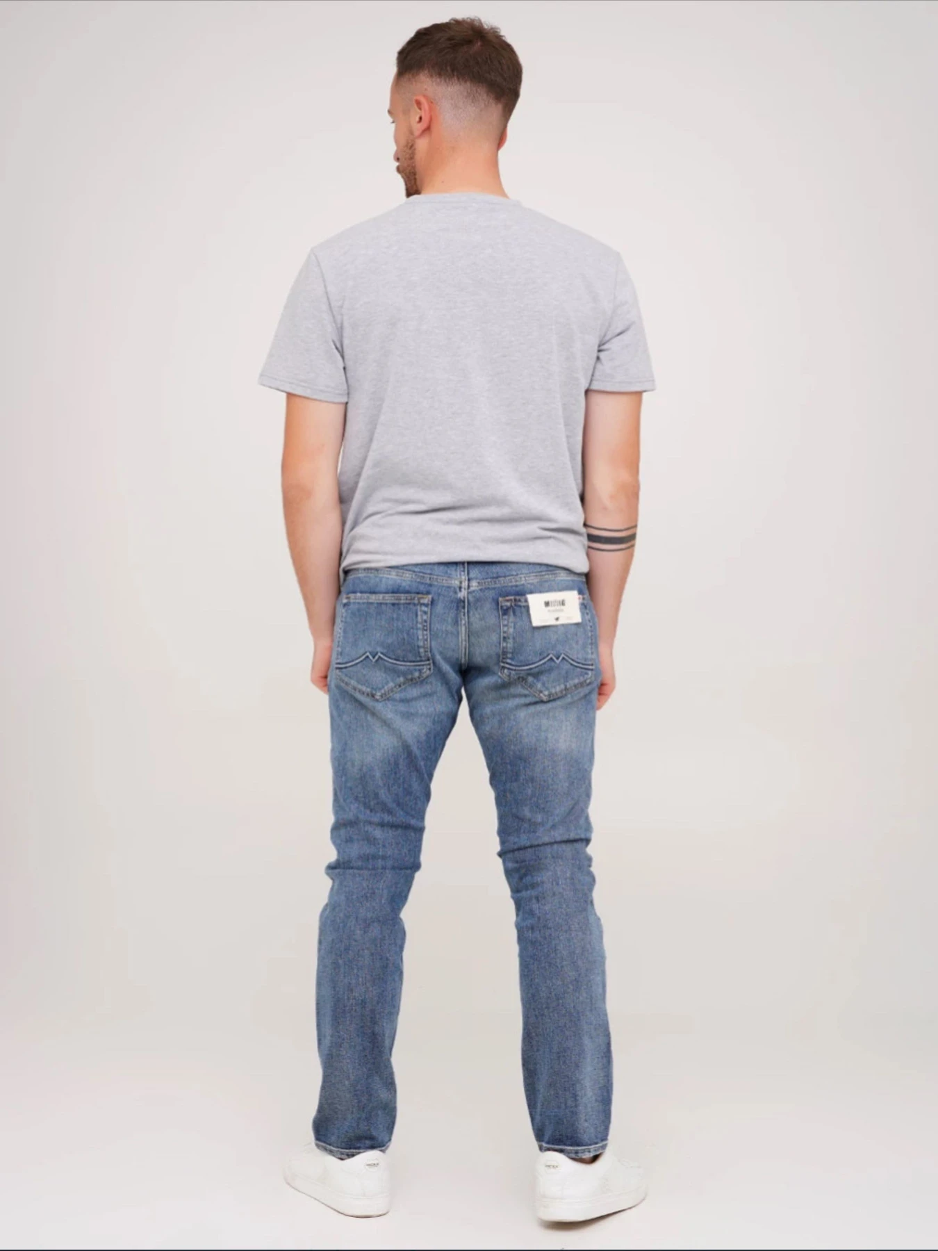 Джинсы Mustang Jeans модель 4010009 Джинсы Mustang Jeans модель 4010009 Фото