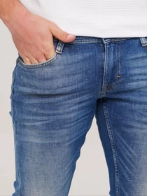 Джинсы Mustang Jeans модель 4009707 Фото