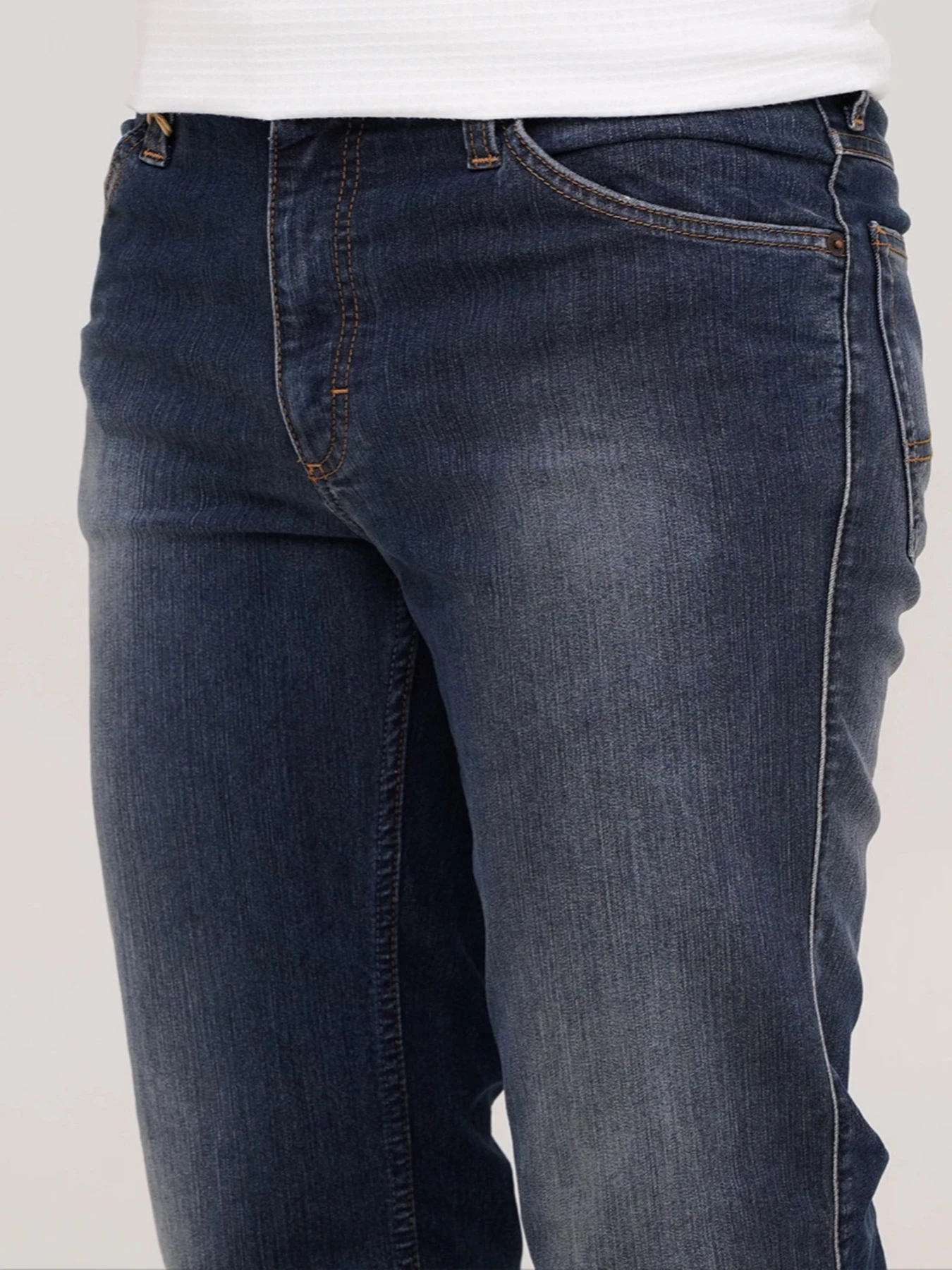 Джинсы Mustang Jeans модель 4005401 Фото