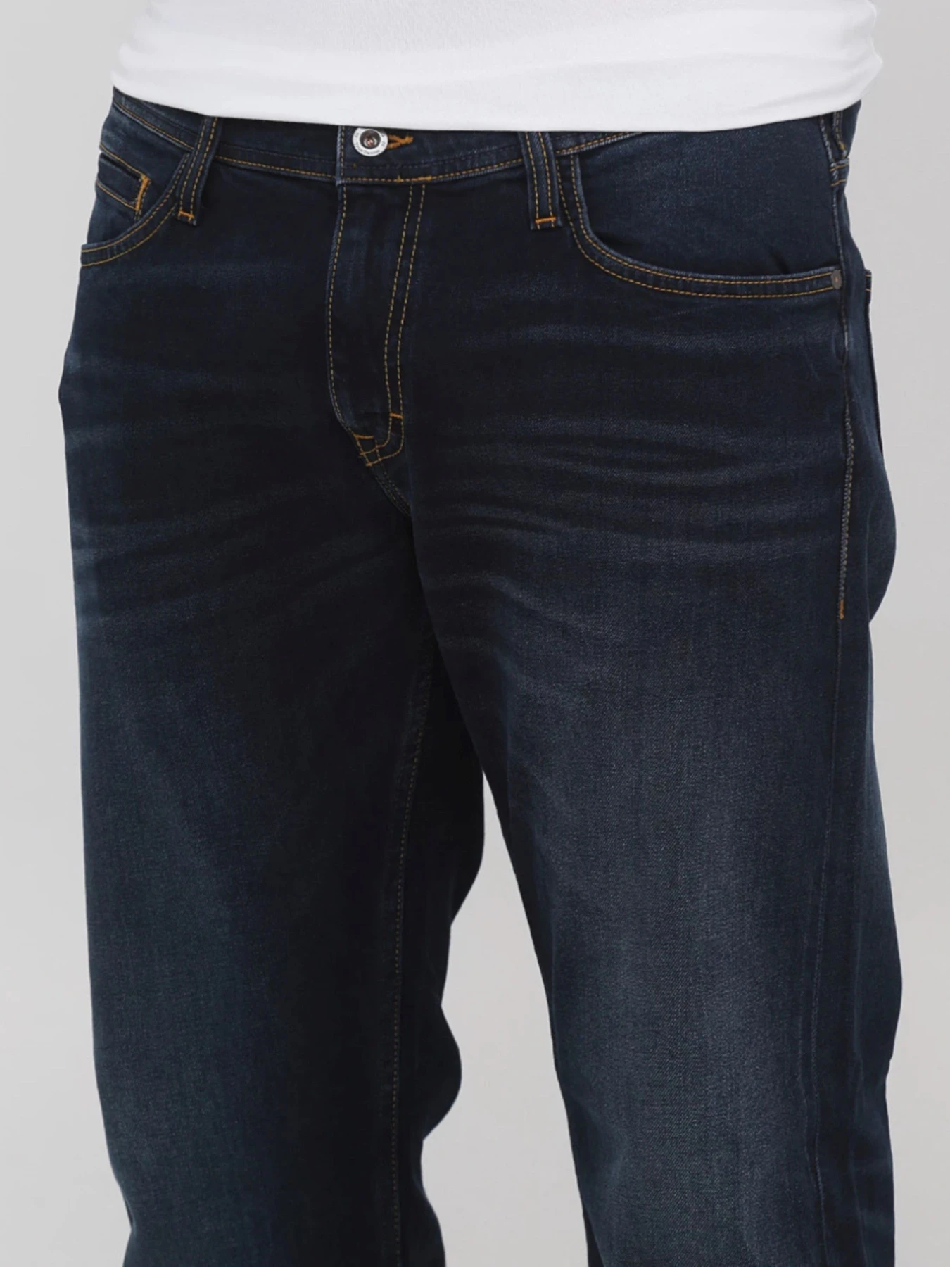 Джинсы Mustang Jeans модель 1005234 Фото
