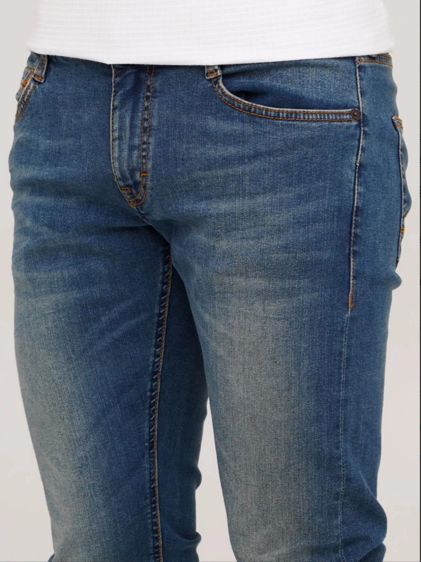 Джинсы Mustang Jeans модель 4003854 Джинсы Mustang Jeans модель 4003854 Фото