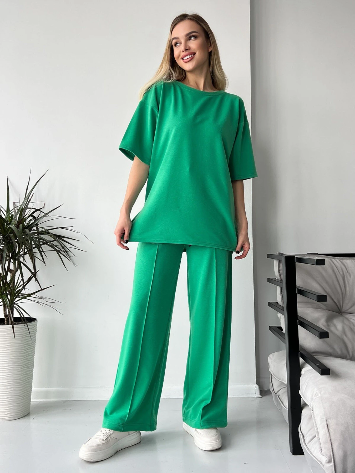 Костюмы ISSA Plus модель 13719_green Костюмы ISSA Plus модель 13719_green Фото