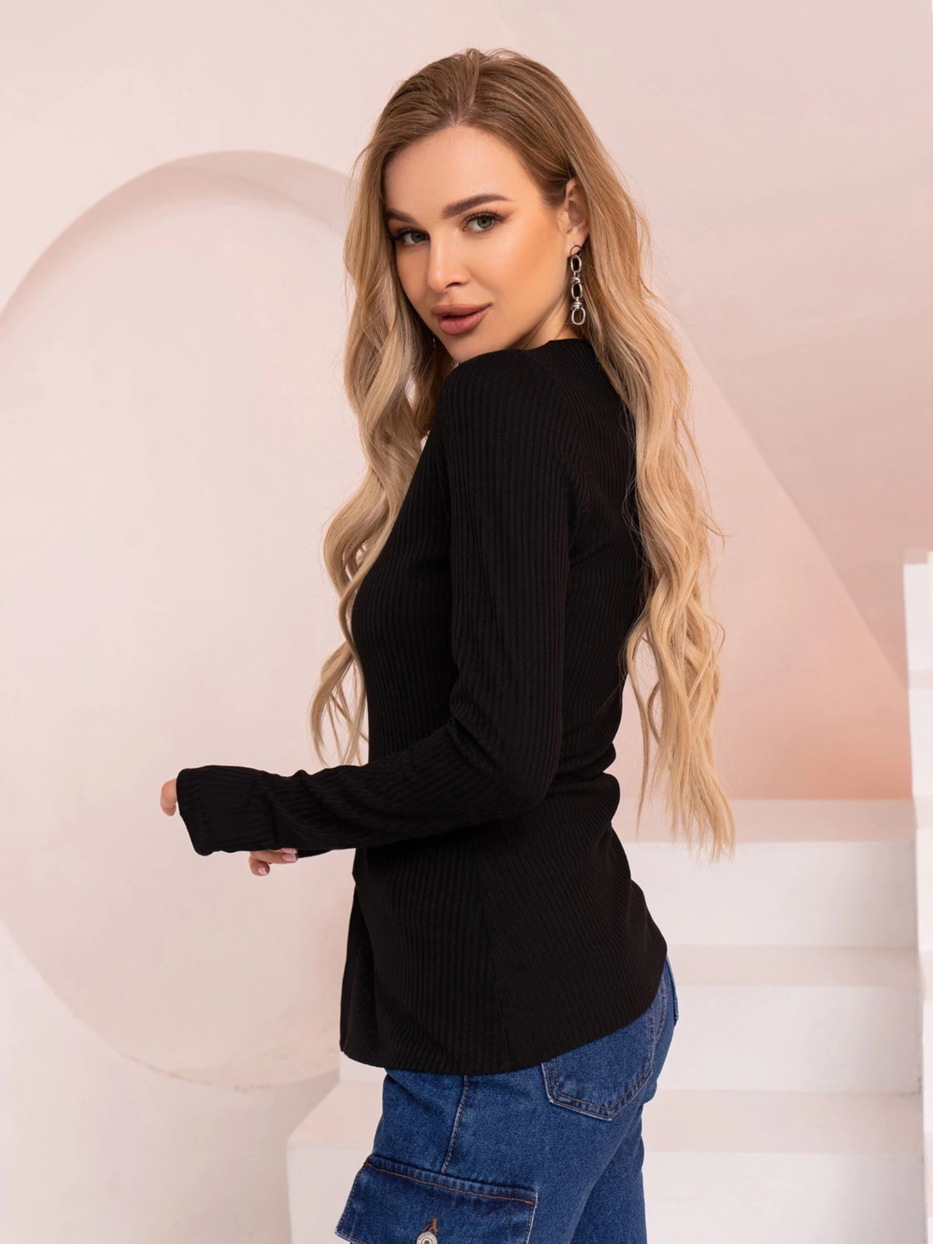 Свитры и кардиганы ISSA Plus модель 13722_black Свитры и кардиганы ISSA Plus модель 13722_black Фото