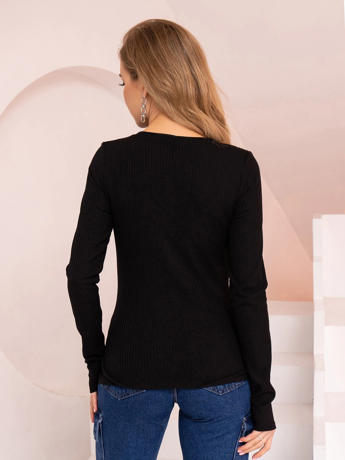 Свитры и кардиганы ISSA Plus модель 13722_black Свитры и кардиганы ISSA Plus модель 13722_black Фото