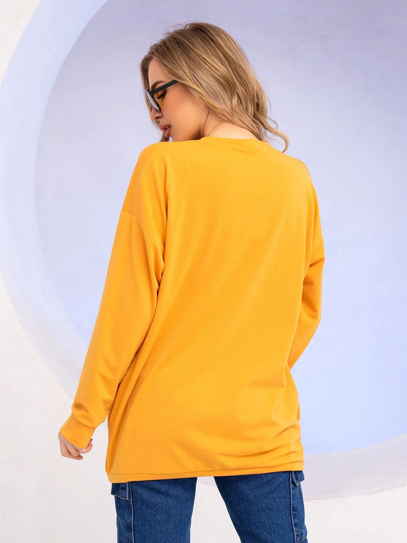 Худи и свитшоты ISSA Plus модель 13733_mustard Худи и свитшоты ISSA Plus модель 13733_mustard Фото