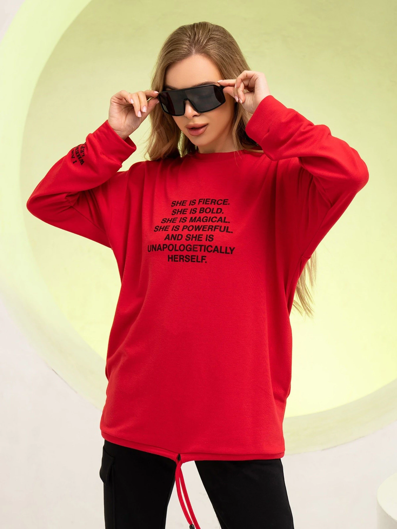 Худи и свитшоты ISSA Plus модель 13733_red Худи и свитшоты ISSA Plus модель 13733_red Фото