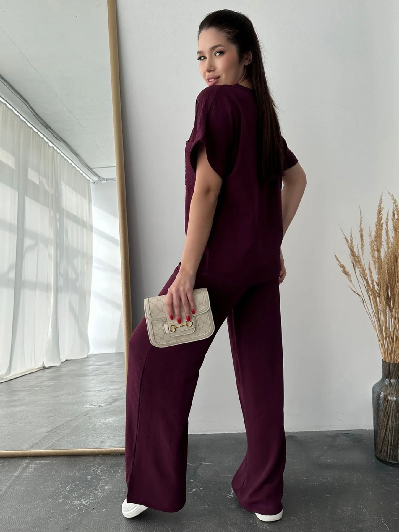 Костюмы ISSA Plus модель 13747_purple Костюмы ISSA Plus модель 13747_purple Фото