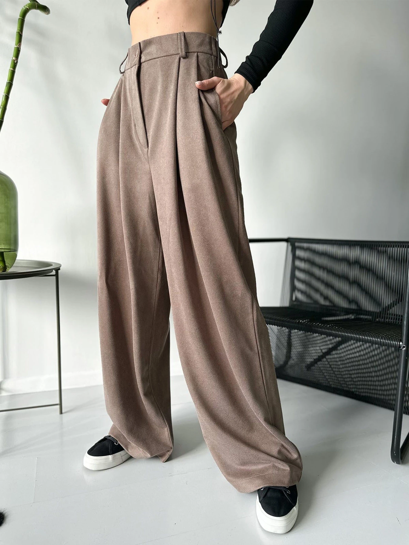 Брюки ISSA Plus модель 13749_brown Брюки ISSA Plus модель 13749_brown Фото