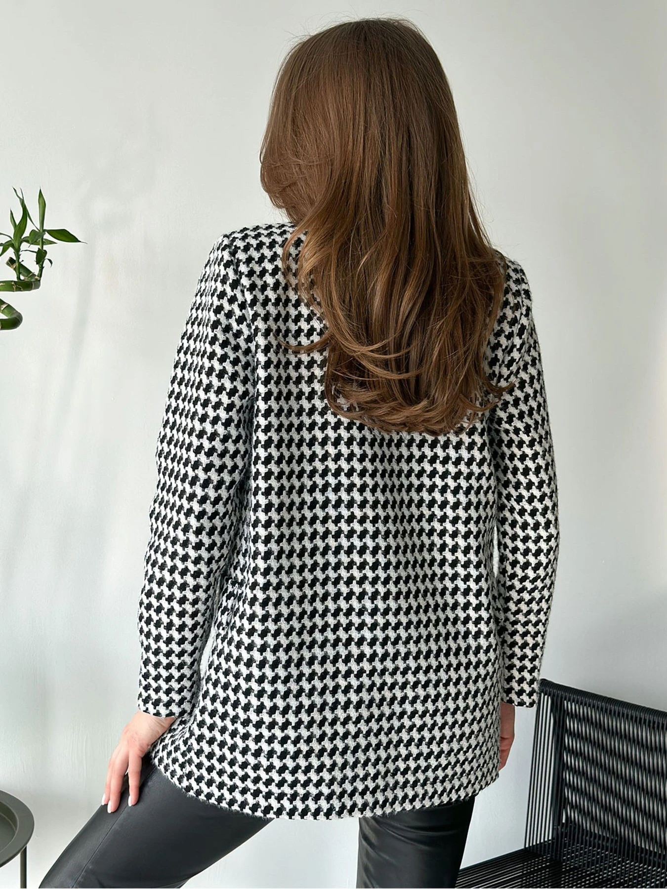 Пиджаки ISSA Plus модель 13759_blackwhite Пиджаки ISSA Plus модель 13759_blackwhite Фото