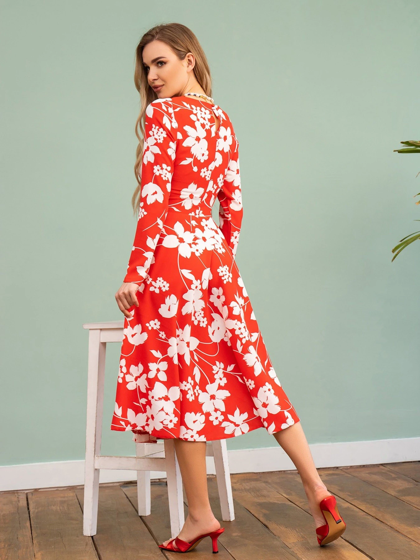 Платья ISSA Plus модель 13477A_red Платья ISSA Plus модель 13477A_red Фото