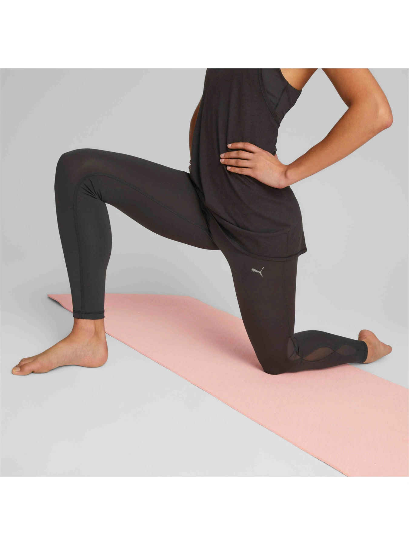 Брюки PUMA Studio Ultrabare Trend Tight модель 523567 Фото