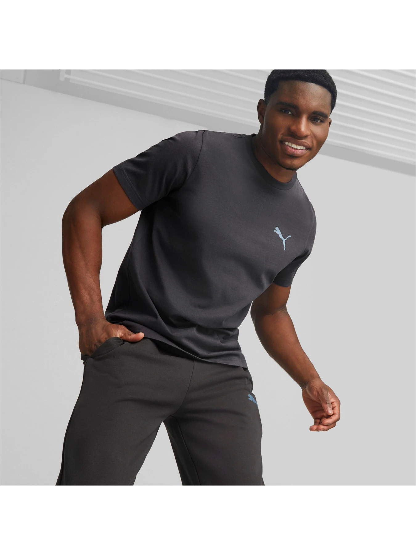 Футболки и поло PUMA ESS BETTER Tee модель 673296 Футболки и поло PUMA ESS BETTER Tee модель 673296 Фото